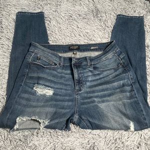 Judy Blue Distressed Jeans Skinny Fit